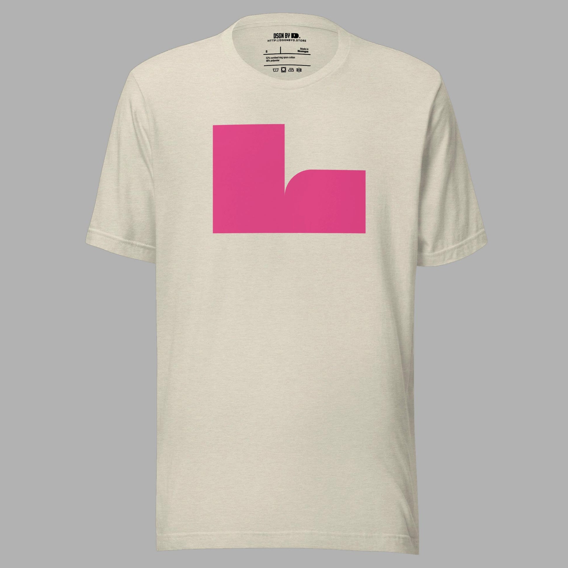 A beige cotton unisex graphic tee with letter L.